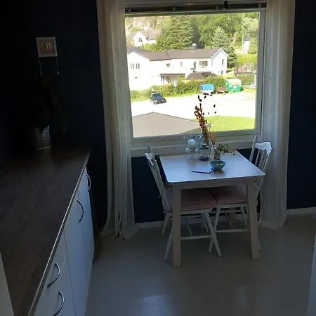 Functional With Short Distance To Everything Daire